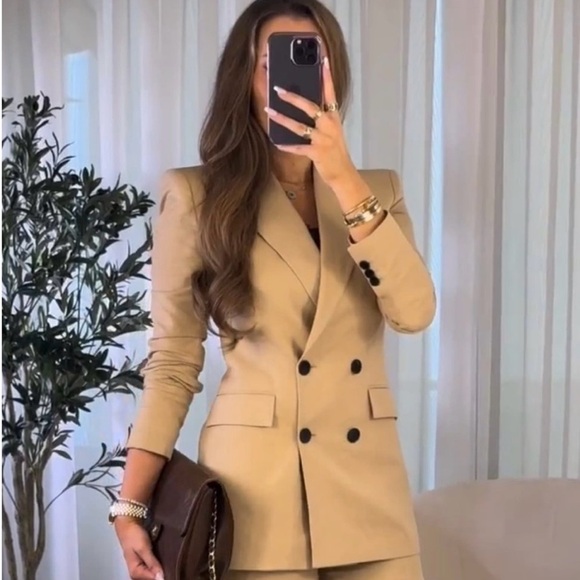 ZARA LINEN BLEND DOUBLE BREASTED BLAZER SAND. SIZE MEDIUM - Picture 6 of 8